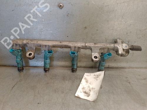 Used Injection rail Injection rail TOYOTA YARIS (_P9_) 1.3 VVT-i (SCP90_, SCP90R) (87 hp) 38992915 38992915