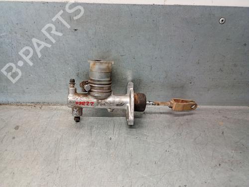 Used Clutch slave cylinder NISSAN TERRANO II (R20) 2.7 TDi 4WD (125 hp) 26657935