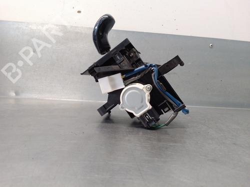 Gear lever TOYOTA AURIS (_E18_) 1.8 Hybrid (ZWE186_, ZWE186R) | BP15399067M90 