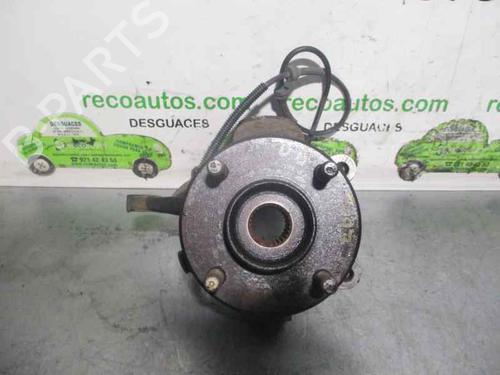Used Right front steering knuckle FORD MONDEO II (BAP) 2.5 24V (170 hp) 2093961