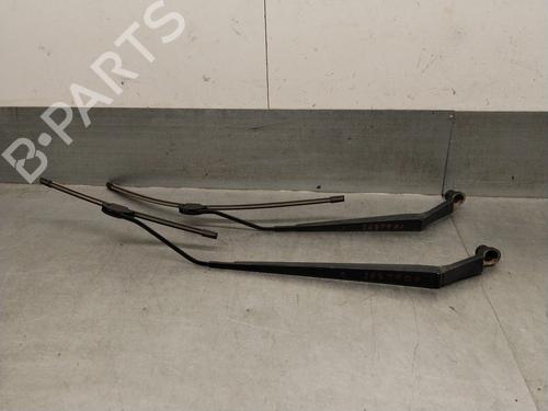 Used Front windshield wiper arm Front windshield wiper arm MAZDA 5 (CR) 2.0 CD (CR19) (143 hp) 40261080 40261080