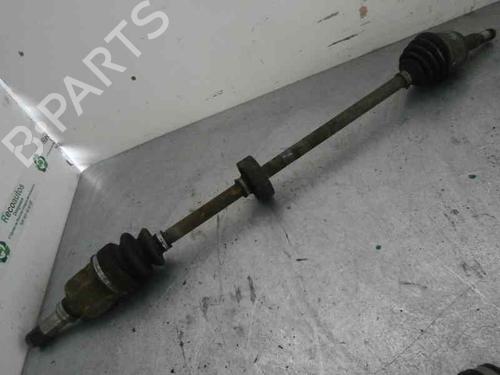 Used Right front driveshaft Right front driveshaft 2067756 2067756