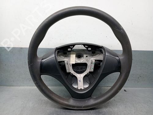 Used Steering wheel HYUNDAI i30 (FD) 1.6 CRDi (90 hp) 28419896