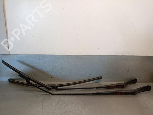 front-windshield-wiper-arm-ford-puma-j2k-cf7-2019-36647206 main image