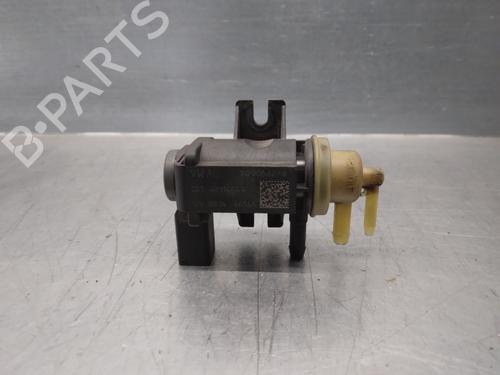 Used Electronic module VW TIGUAN (5N_) 2.0 TDI (140 hp) 15659826