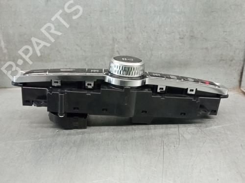 Switch VOLVO XC40 (536) Recharge | BP28810440I30 
