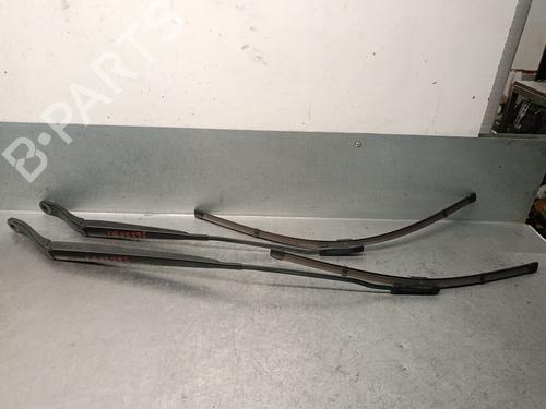 Used Front windshield wiper arm Front windshield wiper arm 38673956 38673956