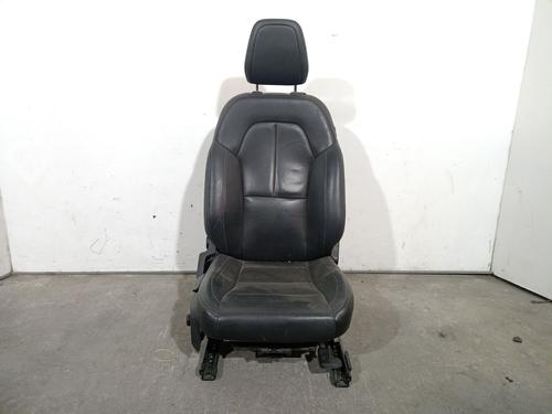 Used Right front seat VOLVO XC40 (536) D4 AWD (190 hp) 29916645