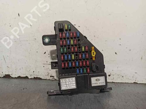 Used Fuse box KIA SPORTAGE II (JE_, KM_) 2.0 CRDi (140 hp) 5610023