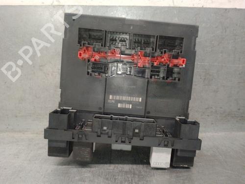 fuse-box-vw-passat-b6-3c2-2005-2006-2007-2008-2009-2010-2011-40603889 main image