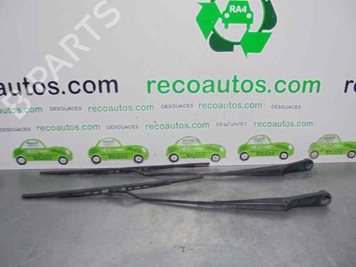Used Front windshield wiper arm LAND ROVER FREELANDER I (L314) [1998-2006]  3472023
