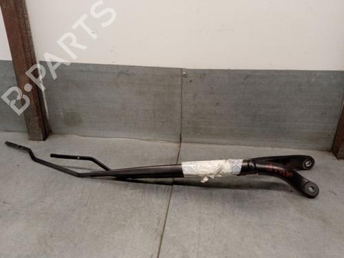Used Front windshield wiper arm RENAULT MEGANE IV Hatchback (B9A/M/N_) [2015-2025]  14516543