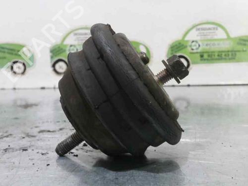 Used Engine mount BMW 5 (E39) 520 i (150 hp) 8763470