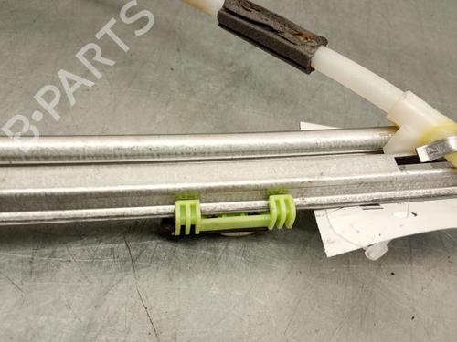 Lève-vitre arrière droit RENAULT SCÉNIC I MPV (JA0/1_, FA0_) 1.9 dCi RX4 | BP29938326C25