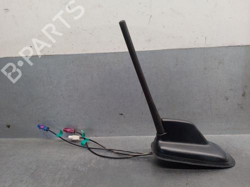 Used Antenna/Base SKODA YETI (5L) 2.0 TDI (140 hp) 31838018
