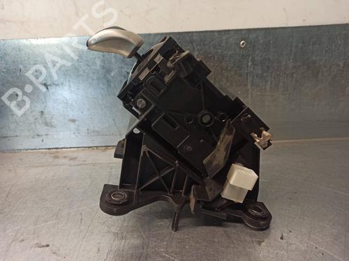 Gear lever TOYOTA AURIS (_E15_) 1.8 Hybrid (ZWE150_, ZWE150R) | BP8351932M90 