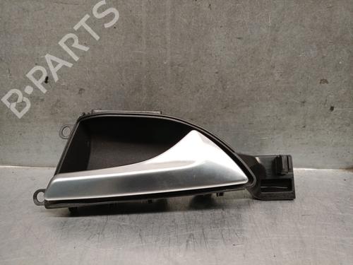 Used Rear right interior door handle Rear right interior door handle 39240093 39240093