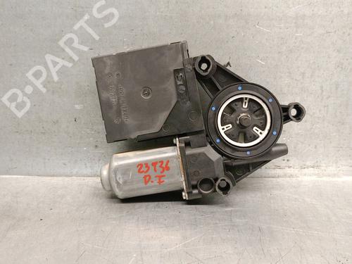 Rudehejsemotor forskærm venstre VW CADDY III Box Body/MPV (2KA, 2KH, 2CA, 2CH) 1.9 TDI (105 hp) 30199548