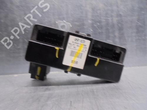 Used Electronic module HYUNDAI ix35 (LM, EL, ELH) 1.7 CRDi (116 hp) 8595484