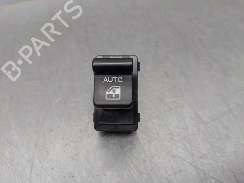 Used Right front window switch Right front window switch 13746417 13746417