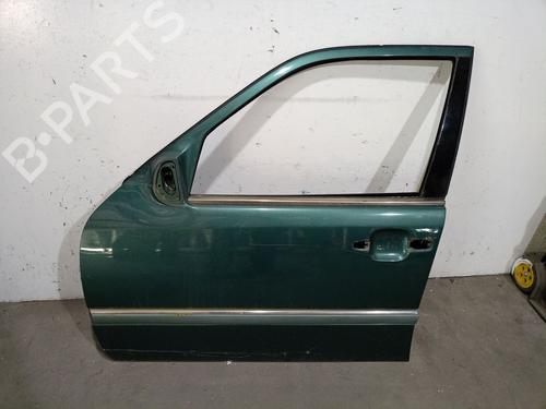 Used Left front door Left front door MERCEDES-BENZ C-CLASS (W202) C 220 (202.022) (150 hp) 33557226 33557226
