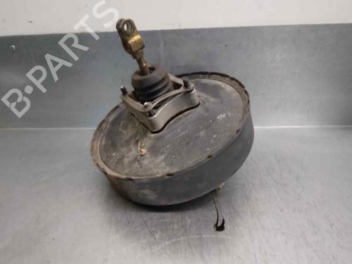 Used Servo brake MITSUBISHI PAJERO I (L04_G, L14_G) 2.5 TD (L044G, L049G) (95 hp) 12130192