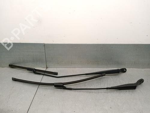 Used Front windshield wiper arm PEUGEOT 2008 I (CU_) 1.6 BlueHDi 120 (120 hp) 30761999