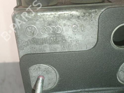 Gear lever SKODA OCTAVIA II (1Z3) 1.9 TDI | BP22724393M90 