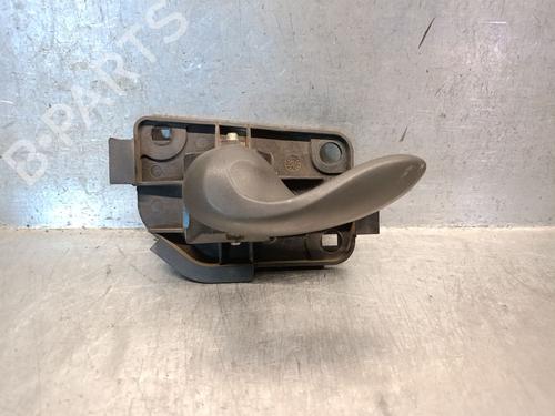 Venstre bak invendig håndtak FIAT PUNTO (188_) 1.3 JTD 16V (70 hp) 27457402