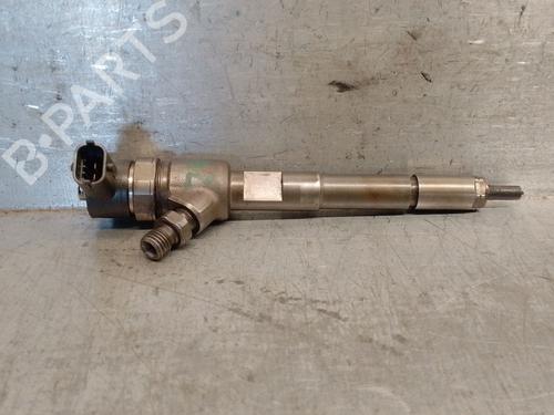Used Injector Injector OPEL CORSA E (X15) 1.3 CDTI (08, 68) (75 hp) 33209062 33209062