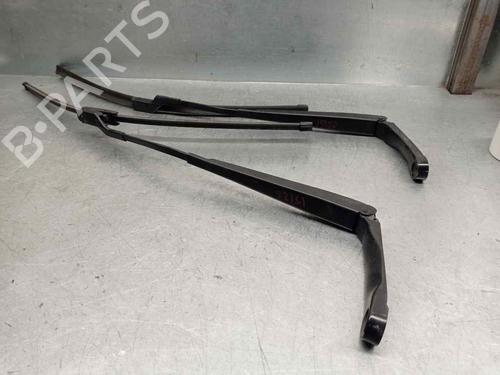 Front windshield wiper arm HYUNDAI SANTA FÉ I (SM) 2.0 CRDi 4x4 | BP9519649C143 