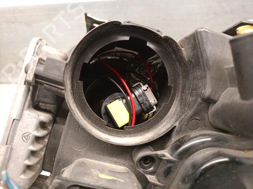 Right headlight BMW 3 (E90) 320 d | BP26141729C29 