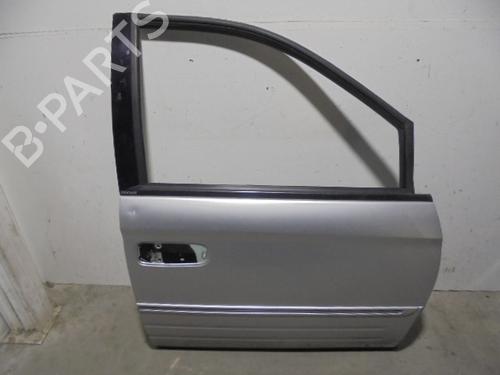 Used Right front door CHRYSLER VOYAGER IV (RG, RS) 2.5 CRD (141 hp) 12129664