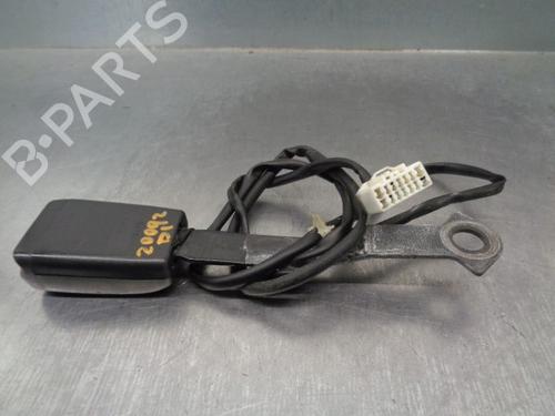 Used Seat buckle MAZDA 6 Hatchback (GG) 2.0 (GGES) (147 hp) 17703905