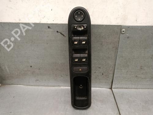 Used Left front window switch Left front window switch PEUGEOT 307 SW (3H) 1.6 HDI 110 (109 hp) 39747333 39747333