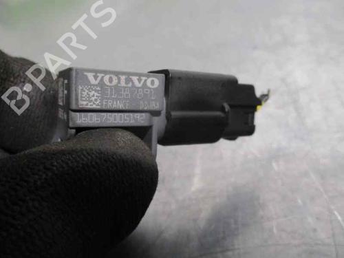 Other VOLVO V40 Hatchback (525) D2 | BP20250224O1 