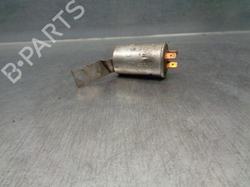 Used Electronic module RENAULT 4 Box Body/MPV (R21_, R23_) 1.1 (2370, 210B) (34 hp) 20262658