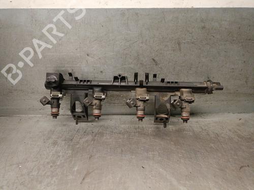 Used Injection rail RENAULT CLIO III (BR0/1, CR0/1) 1.2 16V (BR02, BR0J, BR11, CR02, CR0J, CR11) (75 hp) 26588092
