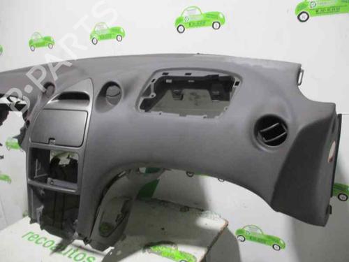 Dashboard TOYOTA CELICA Coupe (_T23_) 1.8 16V VT-i (ZZT230_, ZZT230) | BP2080374C46 