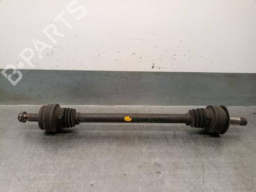 Drivaksel bagtil venstre MERCEDES-BENZ C-CLASS (W204) C 300 4-matic (204.081) (231 hp) 30122918