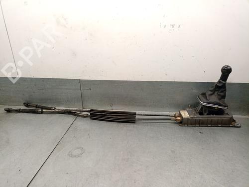 Levier de vitesses VW GOLF IV (1J1) 1.9 TDI (90 hp) 31945061