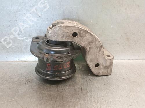 Used Engine mount VOLVO V40 Estate (645) 1.9 DI (102 hp) 27273452