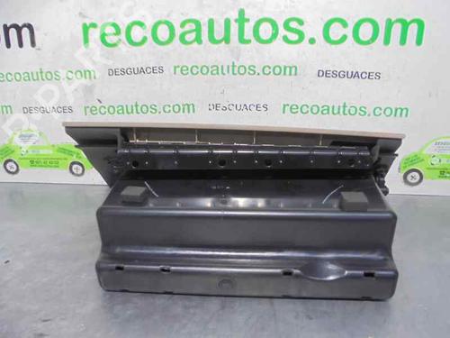 Hanskerom CADILLAC SRX 3.6 | BP3272189C95 