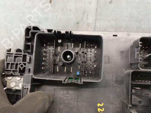Fuse box CHEVROLET CRUZE Hatchback (J305) 2.0 CDI | BP28839581E1