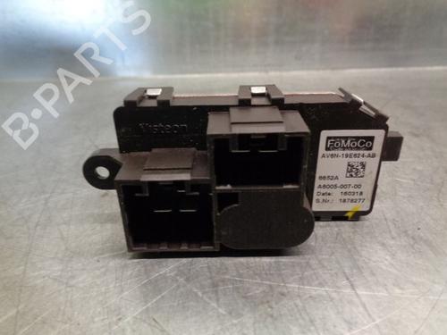 Varmeblæsermodstand FORD FOCUS III 1.5 TDCi (120 hp) 11669372
