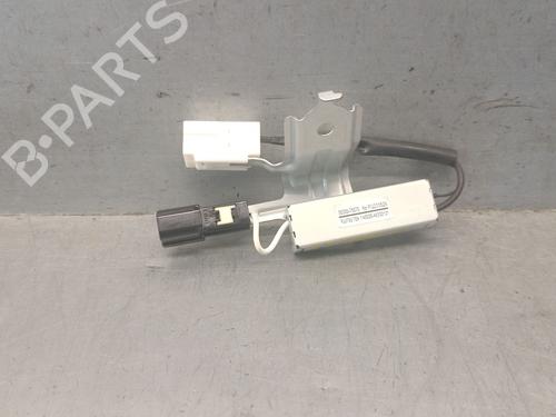 Used Antenna/Base LEXUS CT (ZWA10_) 200h (ZWA10_) (99 hp) 27541087