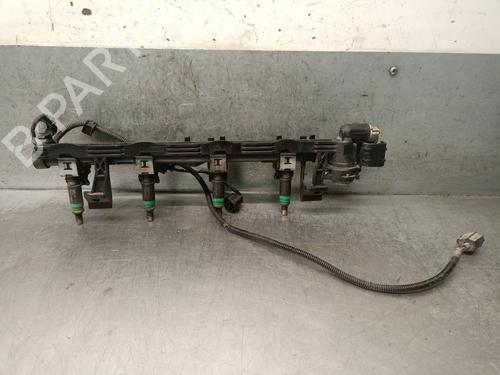 injection-rail-ford-transit-platformchassis-e_-_-1994-1995-1996-1997-1998-1999-2000-32628884 main image