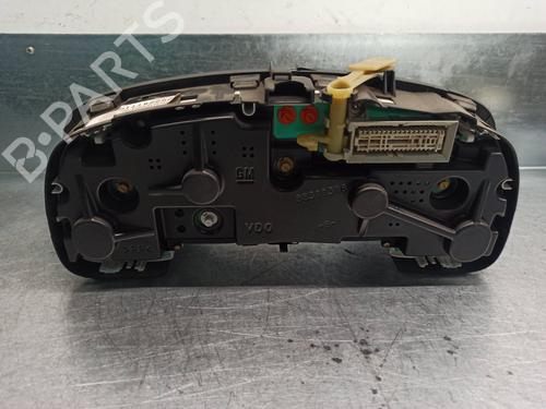 Instrument cluster OPEL ZAFIRA A MPV (T98)  | BP8518172C47 