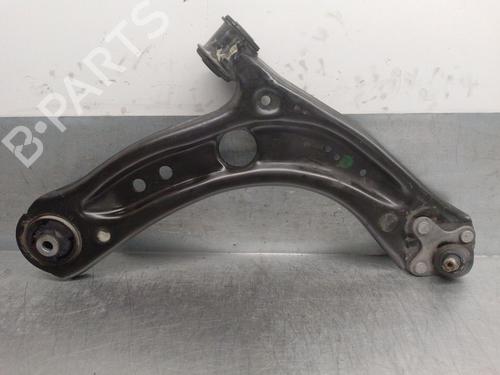 Used Right front suspension arm SEAT LEON (KL1, KLG) 2.0 TDI (116 hp) 29744105