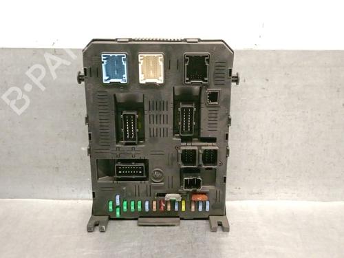 Sikringsdåse CITROËN C5 II (RC_) 2.0 HDi (RCRHRH) (136 hp) 30383574